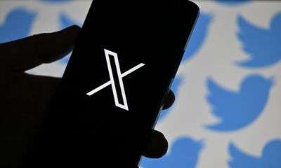 X/Twitter scraps feature letting users report misleading information