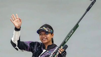 Asian Games: Sift Kaur Samra strikes gold with record-breaking performance