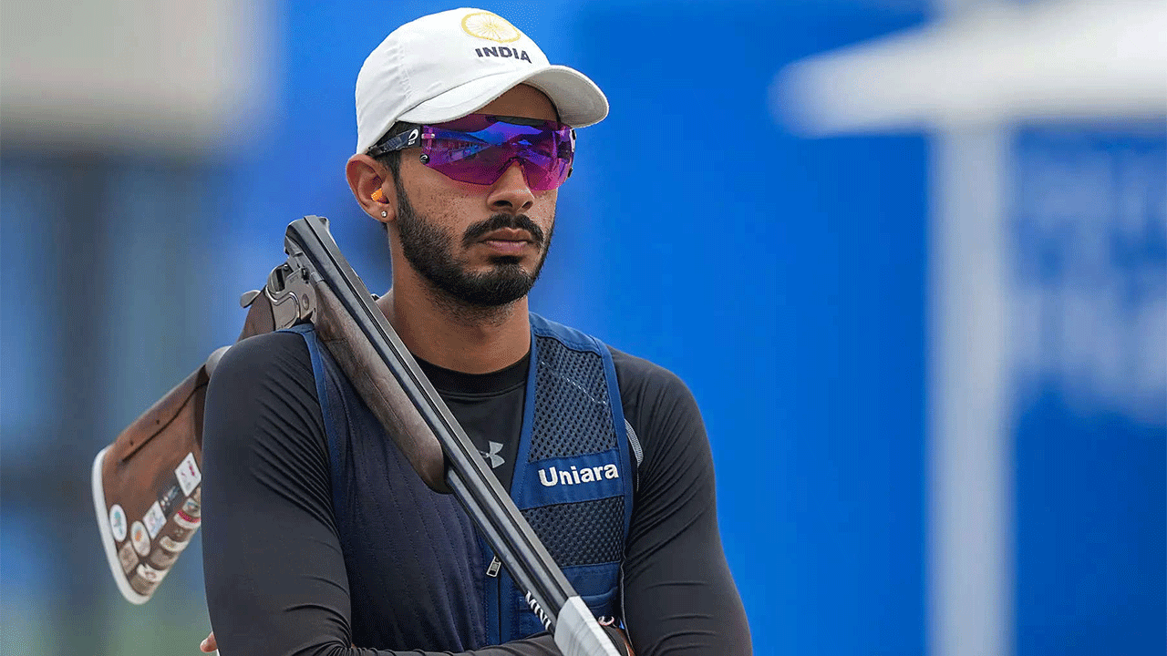 Asian Games: Anant Jeet Singh Naruka claims silver medal in men's skeet