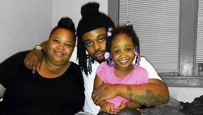 ‘A horrible ordeal’: Mother still seeking answers about son’s fatal shooting on Far South Side