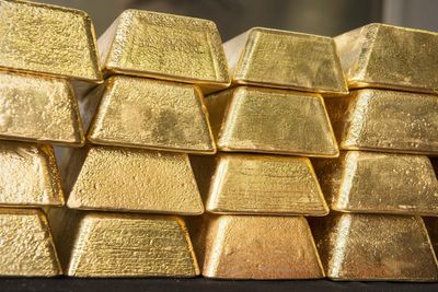 Gold and silver investments jump as people hunt for better returns – Royal Mint