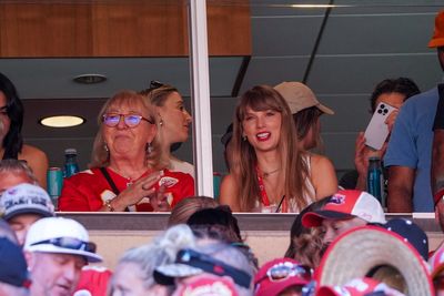 Travis Kelce Addresses Relationship With Taylor Swift in First Podcast Episode Since Her Appearance at Bears-Chiefs