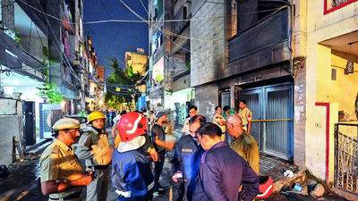 Delhi: Blaze at Mukherjee Nagar PG, fire officer says all girls evacuated safely