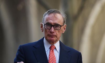 Bob Carr warns environment movement ‘in danger of fading’ amid huge challenges