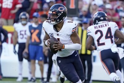 Matt Eberflus believes Justin Fields, Bears are ‘real close’ despite early struggles