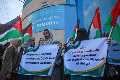 Gaza graduates demand UNRWA solutions for high unemployment rate