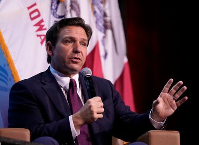 DeSantis insists his campaign is on track as Fox News host calls out 37-point poll gap to Trump
