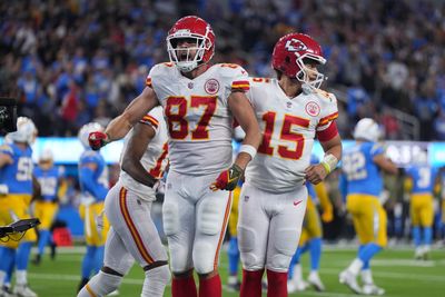 Chiefs QB Patrick Mahomes talks chemistry with Travis Kelce