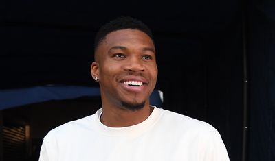Giannis Antetokounmpo may have planted the seeds for the Bucks’ Damian Lillard trade at a Fresno barbershop