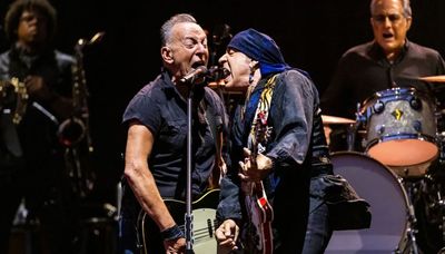 Bruce Springsteen postpones all 2023 tour dates as he recovers from peptic ulcer disease