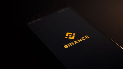 Binance Exits Russia Amid Sanctions Probe, Sells Operations To CommEX