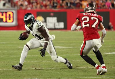 NFL made A.J. Brown change cleats at halftime Monday