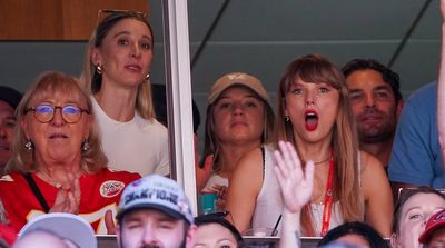 Taylor Swift Expected to Attend Chiefs ‘Sunday Night Football’ Game vs. Jets, per Report