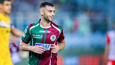 Mohun Bagan prevails over 9-Man Bengaluru FC in intense ISL encounter