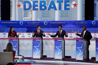 GOP debate sees pursuing pack in angry holding pattern as Trump spoiler highlights their irrelevance