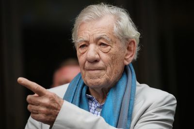 Ian McKellen criticises use of ‘ludicrous’ theatre trigger warnings on his own play