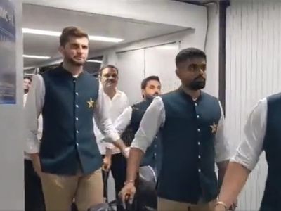 Pakistan cricket team arrive in India for first time in seven years after visa issues