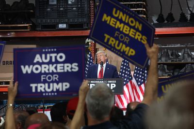 Biden stands by UAW, while Trump sneers