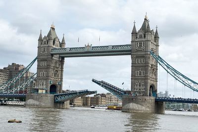 Travel chaos as London’s iconic Tower Bridge ‘stuck open’