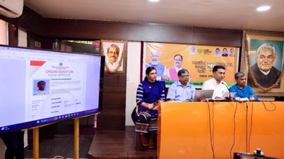 Goa CM Pramod Sawant pledges to donate his kidney, liver and cornea