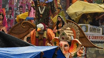 Ganesh Chaturthi concludes with a blend of devotion and disorder at Tank Bund