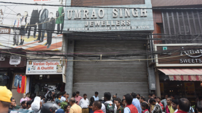 Delhi Police yet to trace Bhogal heist perpetrators, questioning on