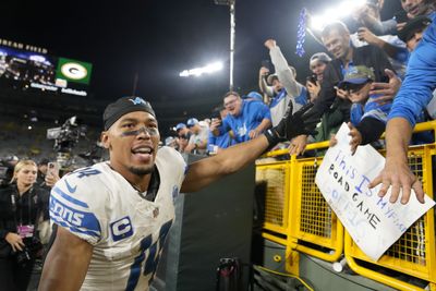 Check out these great pics from the Lions Week 4 win over the Packers