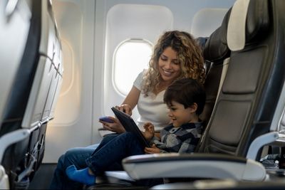 Another airline guarantees families can sit together when they fly