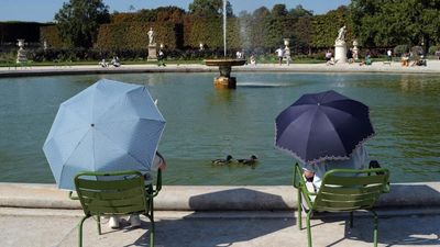France records hottest September ever as warm weather persists