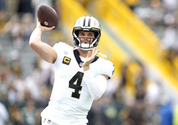 Saints QB Derek Carr starts against Tampa Bay one week after his