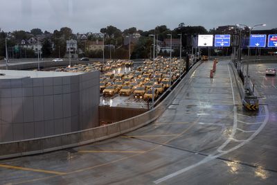 Heavy rain throws New York airports into delay and cancelation chaos