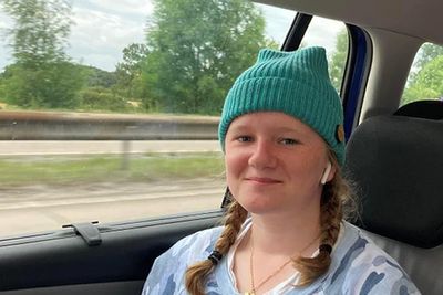 Girl, 15, who died in M53 school bus crash named