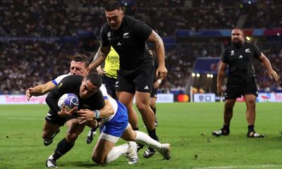 Smith hat-trick inspires New Zealand to World Cup demolition job on Italy