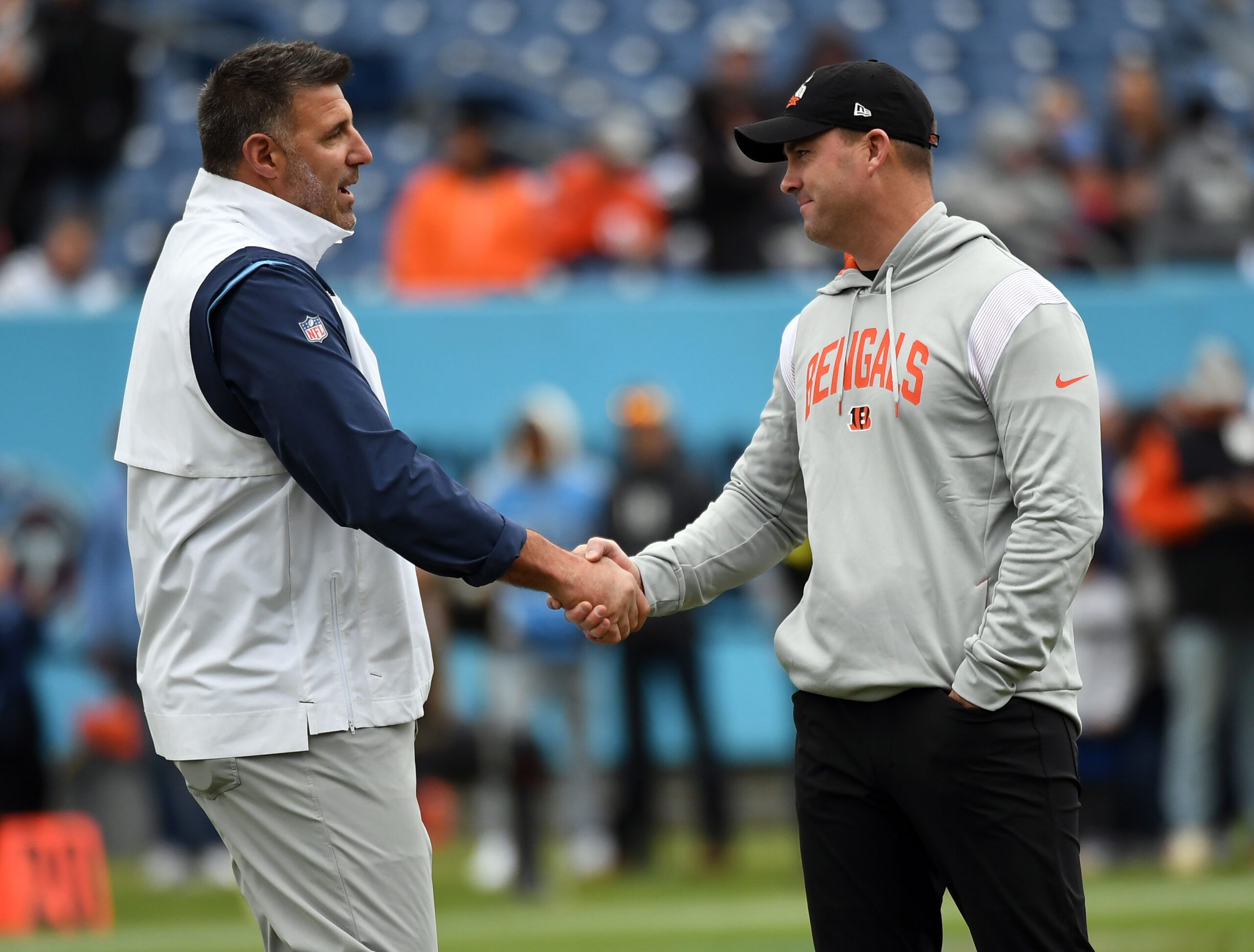 Which jerseys are the Bengals wearing in Week 4 vs. Titans?