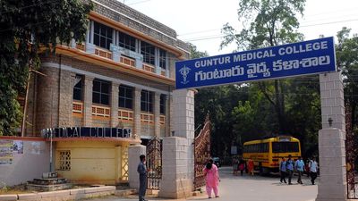 Student complain of ragging in Guntur Medical College, inquiry ordered