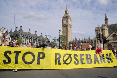 Hundreds gather in London to protest Rosebank oilfield approval