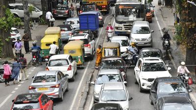 Traffic snarls in multiple places in Bengaluru