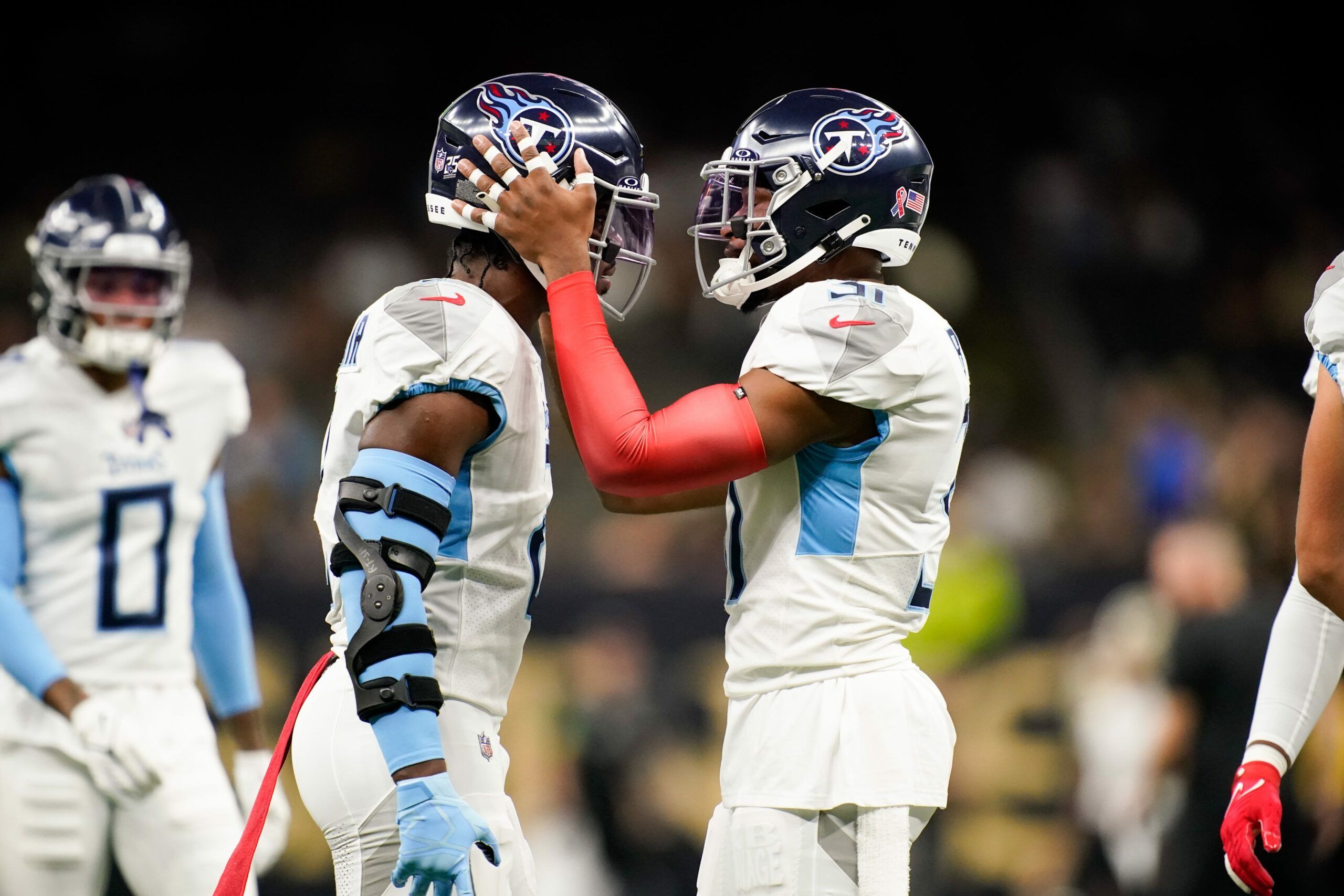 DeAndre Hopkins, Denico Autry active for Tennessee Titans vs. Browns