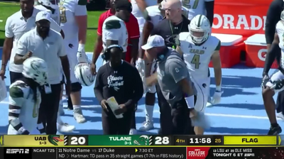 Trent Dilfer threw an absolute temper tantrum on the UAB sideline after a defensive penalty