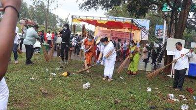 Mangala Angadi calls for public participation in continuous cleanliness efforts at ICMR-NITM drive in Belagavi