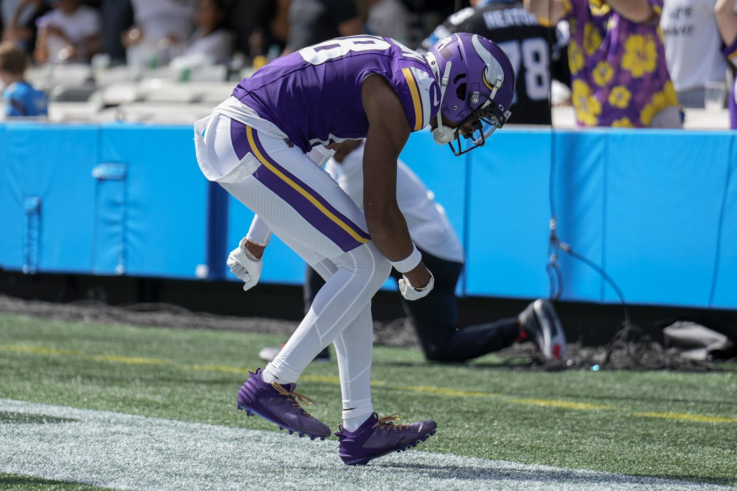 WATCH Justin Jefferson gets Vikings on the board early vs. Panthers