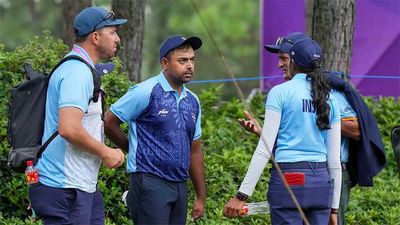 Caddies not par for the course for India
