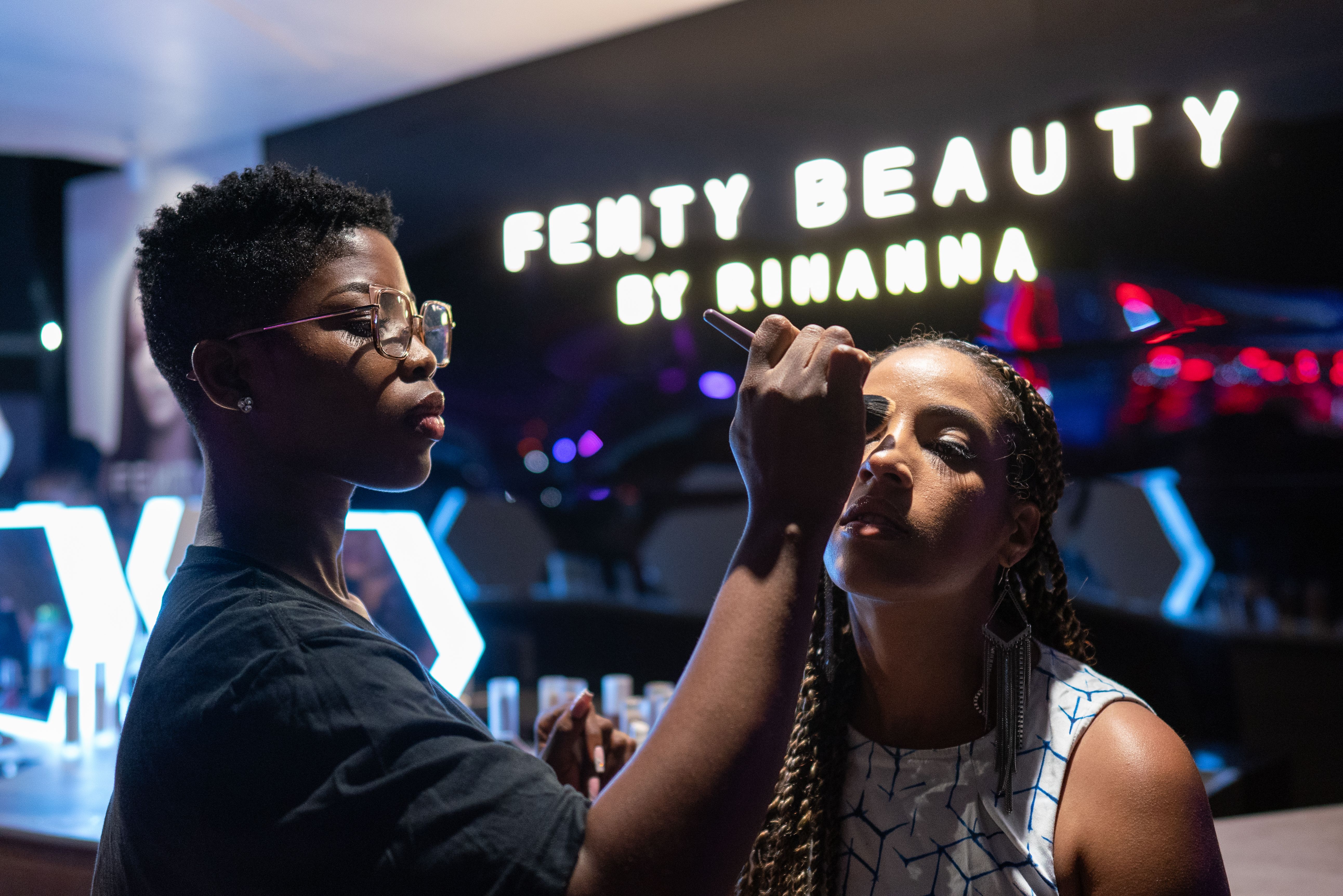 Rihanna and Fenty Beauty are trolling fans with their Super Bowl post