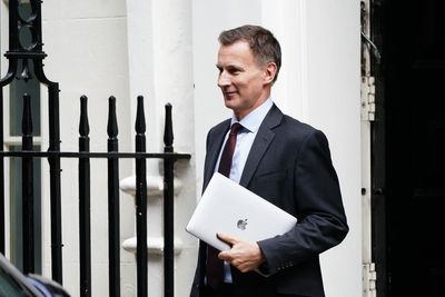 Hunt rules out big tax cuts despite Tory calls for pre-election giveaway