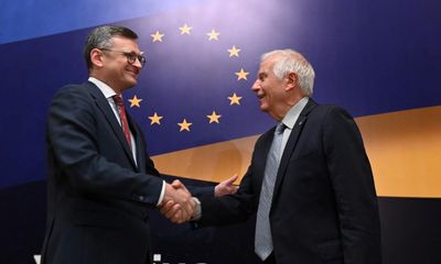 EU proposes €5bn military aid package for Ukraine after ‘historic’ meeting