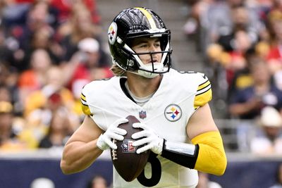 4 things the Kenny Pickett injury means for the Steelers