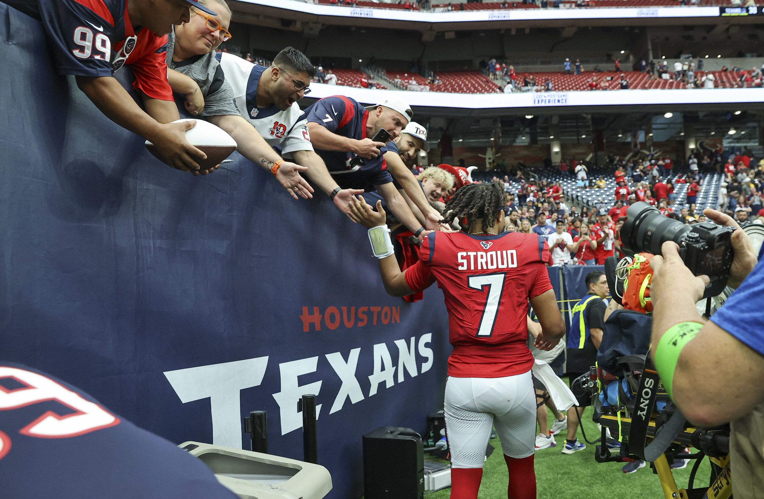 Texans beat Steelers 30-6: Stroud preserves J.J. Watt Ring of Honor