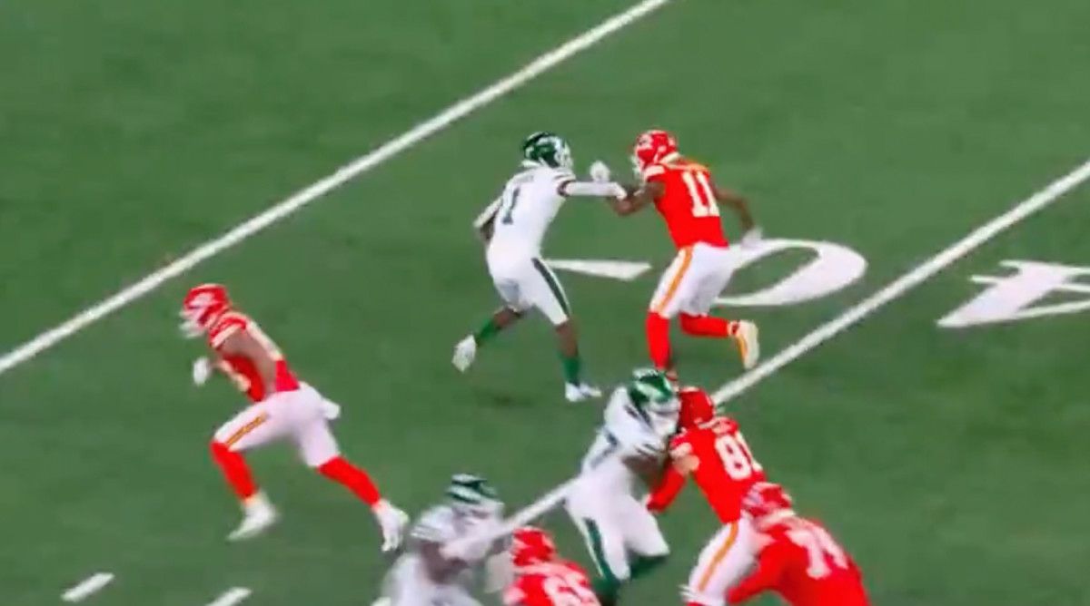 Sauce Gardner Pulls No Punches Over ‘Crazy’ Penalty…