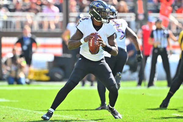 Studs and duds from Ravens 28-3 win over Browns in Week 4