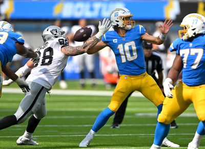 Raiders DE Maxx Crosby tied for most pressures in NFL thru 4 games